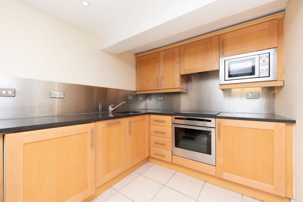 Stewarts Grove, SW3 Milton Stone