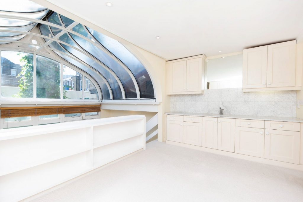 Stewarts Grove, SW3 Milton Stone