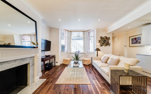 Rosary Gardens SW7