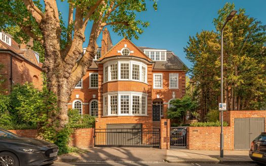 Heath Drive, London