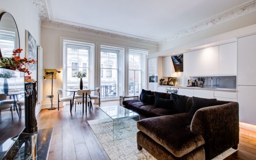 Ennismore Gardens SW7
