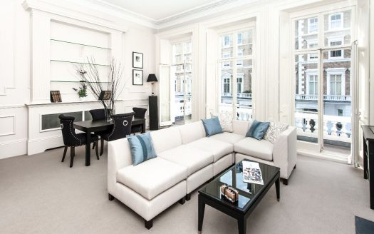 Onslow Gardens, SW7 3QA